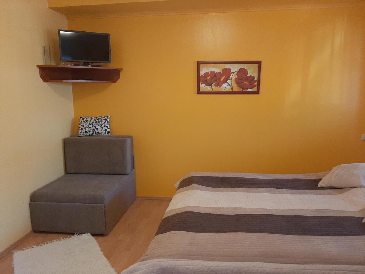 Aqua Apartman Gyula Exteriér fotografie
