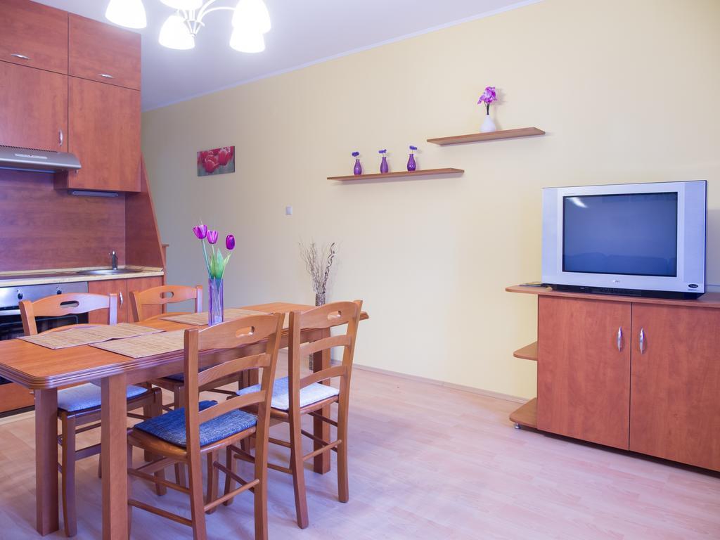 Aqua Apartman Gyula Pokoj fotografie