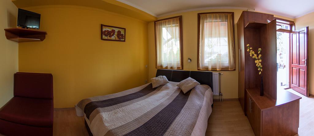 Aqua Apartman Gyula Exteriér fotografie