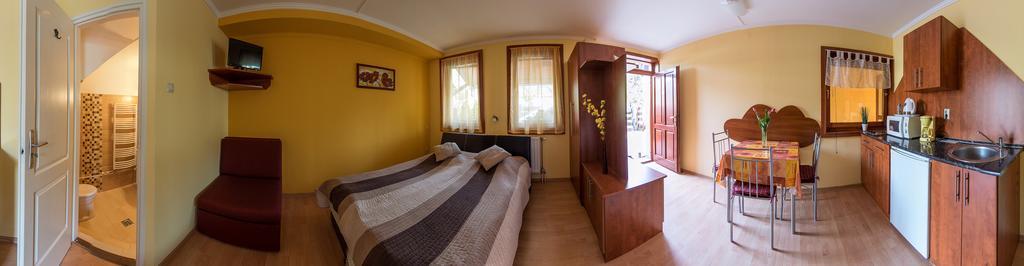 Aqua Apartman Gyula Exteriér fotografie