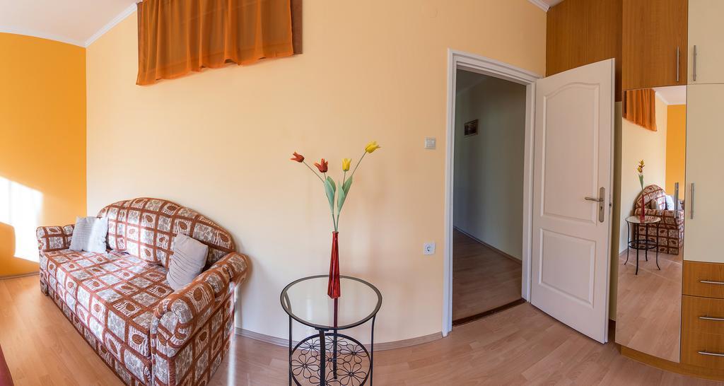 Aqua Apartman Gyula Exteriér fotografie